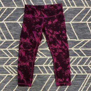 Lululemon tie-dye 3/4th leggings size 6